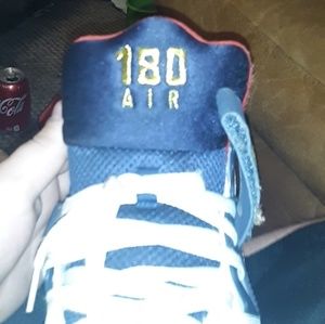 Nike air 180s